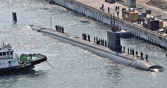 미국 핵잠수함 한국 부산항 진입