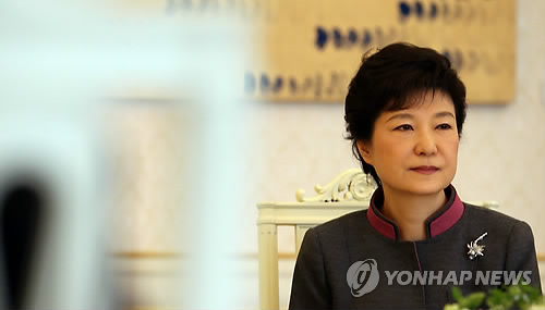박근혜: 조선과 “대화의 문” 줄곧 열려있어