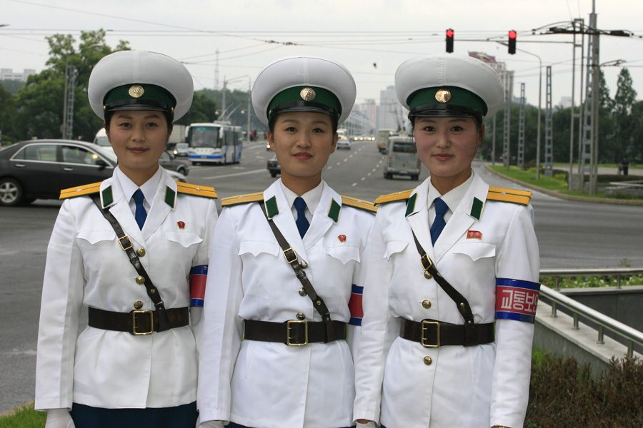 사진으로 보는 조선녀교통경찰의 직장생활