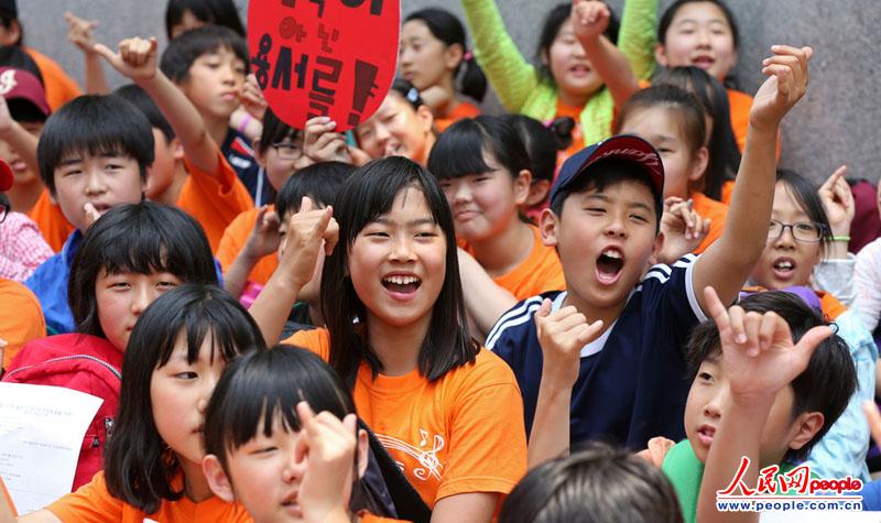 한국 소학생 집회, 위안부문제 해결 호소