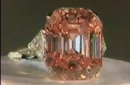 세계 최대 다이아몬드 3150만딸라에 팔려