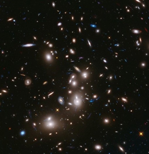 가장 먼 우주사진, 지구로부터의 거리 35억 광년