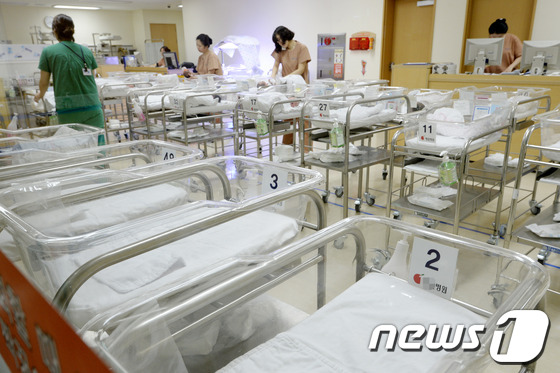 2013년 한국인구 출생률 사상 최저