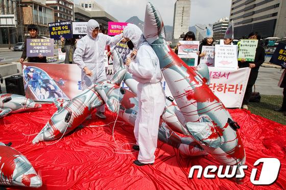 한국, 돌고개에 대한 잔혹한 포살과 대규모 수입 반대