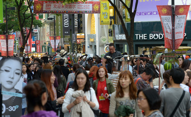 한국매체: 한국 방문 중국관광객 쇼핑시 언어소통 가장 불편 느껴