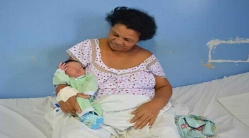 브라질 50대 녀성, 21번째 자식 출산