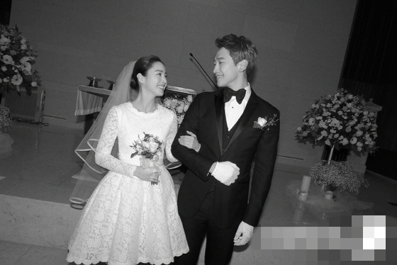 한국스타들의 가장 아름다운 웨딩사진 총정리(사진)