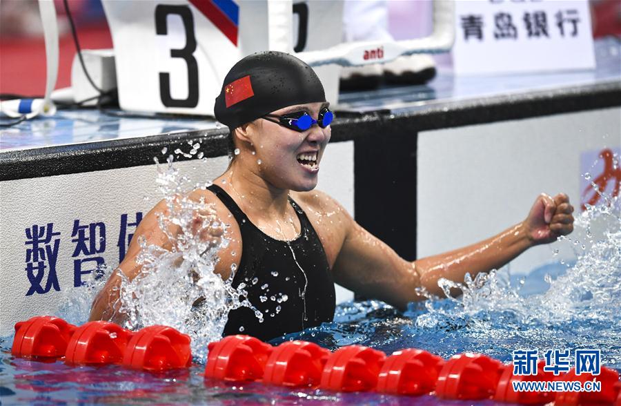 전국 수영선수권대회: 부원혜 100메터 배영 전국기록 창조하고 우승