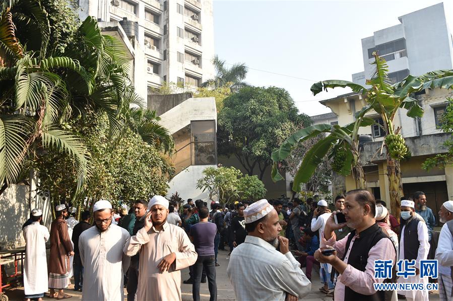 방글라데슈 수도 화재로 최소 81명 사망